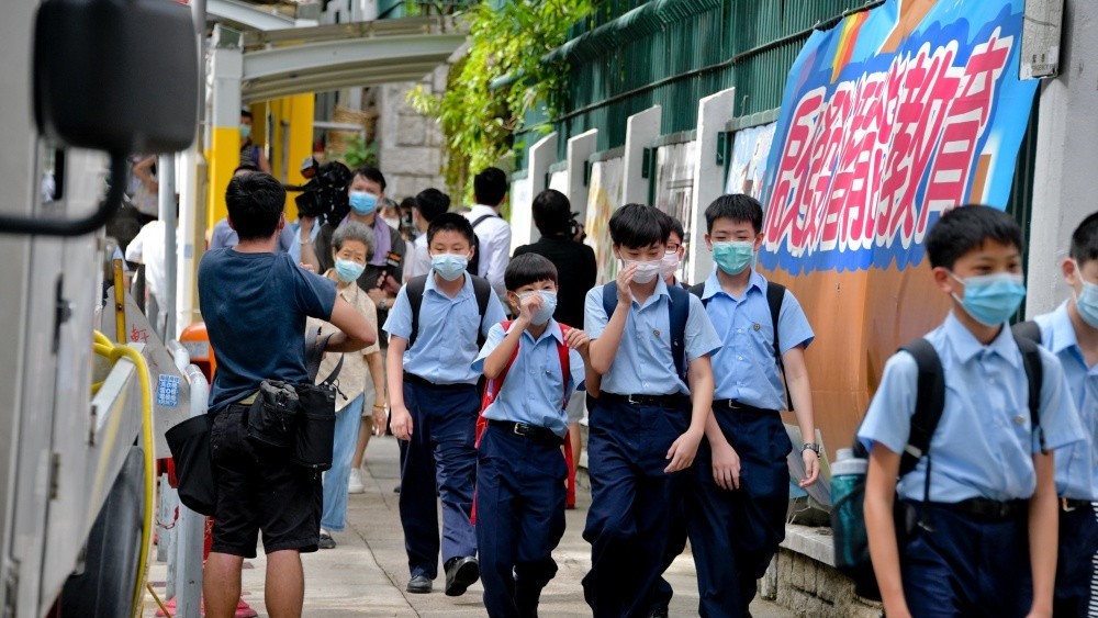 教育局更新接種疫苗指引　學生須於到期日起七日內打第三針