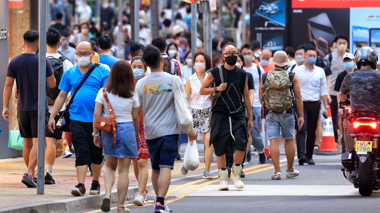 指通關復常是保持香港活力求存之戰　張炳良冀施政報告交代抗疫終局路線圖
